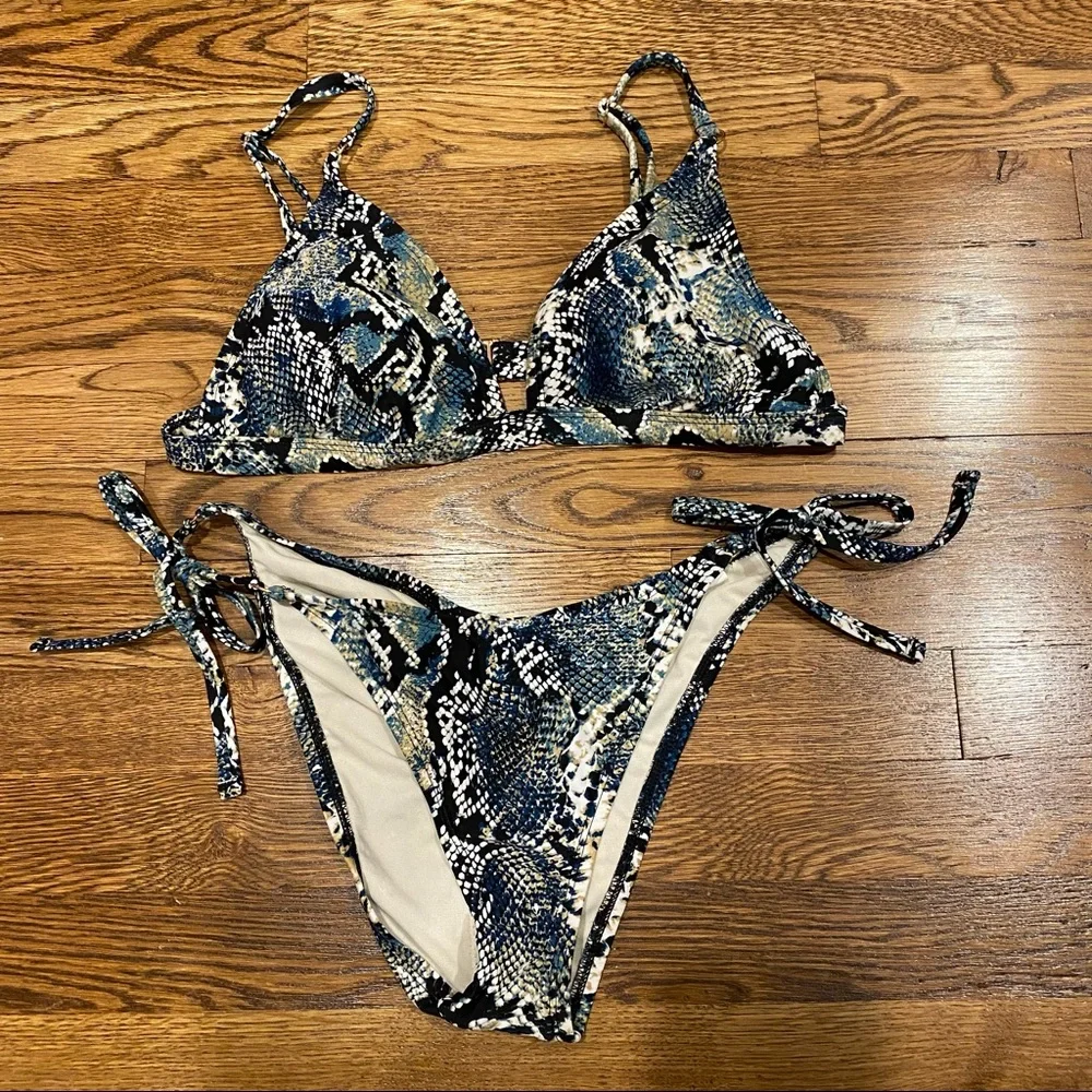 Snakeskin Bikini Set - Picture 6 of 9